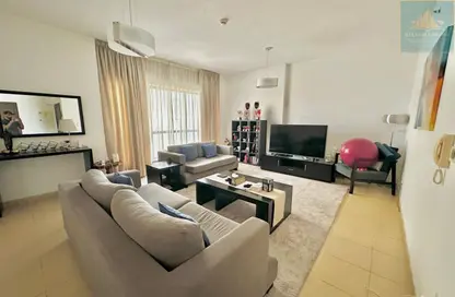 Apartment - 3 Bedrooms - 4 Bathrooms for sale in Shams 1 - Shams - Jumeirah Beach Residence - Dubai
