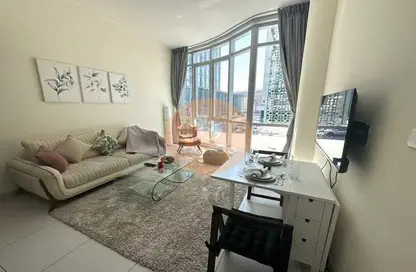 Apartment - 1 Bedroom - 2 Bathrooms for rent in Panoramic Tower - Dubai Marina - Dubai