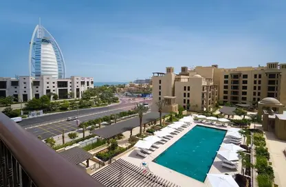 Apartment - 4 Bedrooms - 4 Bathrooms for sale in Lamtara 1 - Madinat Jumeirah Living - Umm Suqeim - Dubai