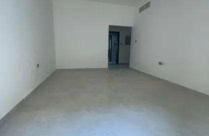 شقة - غرفة نوم - 2 حمامات للايجار في الجرف 3 - الجرف - عجمان وسط المدينة - عجمان