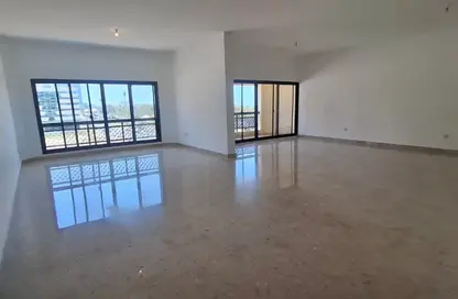 Apartment - 4 Bedrooms - 4 Bathrooms for rent in Corniche Road - Abu Dhabi