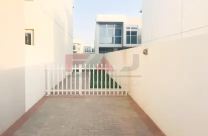 تاون هاوس - 3 غرف نوم - 4 حمامات للبيع في فلل اكنان - فاردون - داماك هيلز 2 - دبي