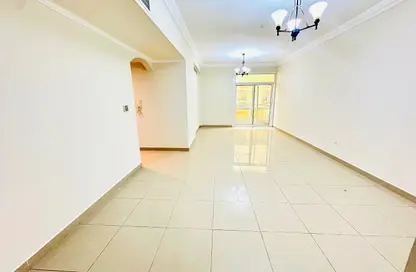 شقة - 2 غرف نوم - 2 حمامات للايجار في بناية مويليح 29 - مويلح - الشارقة