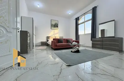 Apartment - Studio - 1 Bathroom for rent in Khalifa City A Villas - Khalifa City A - Khalifa City - Abu Dhabi