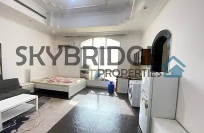 Apartment - Studio - 1 Bathroom for rent in Al Mushrif - Abu Dhabi