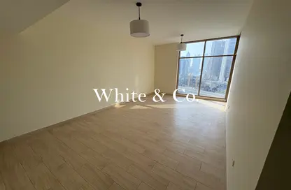 شقة - 2 غرف نوم - 3 حمامات للايجار في خليج القناة - الخليج التجاري - دبي