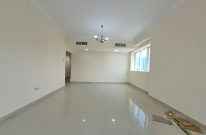 Apartment - 3 Bedrooms - 3 Bathrooms for rent in Al Nahda Complex - Al Nahda - Sharjah