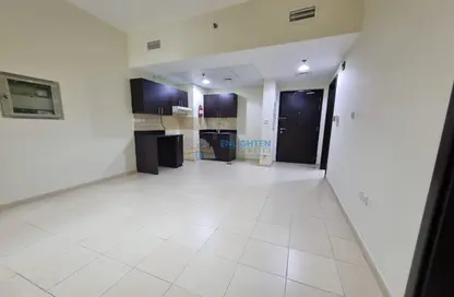 Apartment - 1 Bedroom - 2 Bathrooms for rent in Autumn - Seasons Community - Jumeirah Village Circle - Dubai