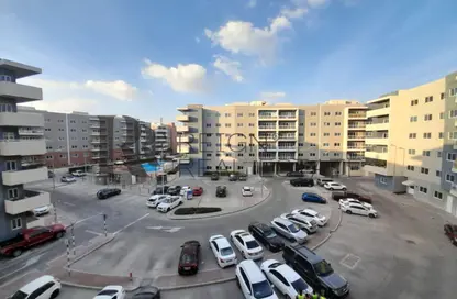 Apartment - 1 Bedroom - 1 Bathroom for rent in Tower 18 - Al Reef Downtown - Al Reef - Abu Dhabi