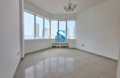 شقة - 2 غرف نوم - 2 حمامات للايجار في شارع التعاون الجديد - التعاون - الشارقة