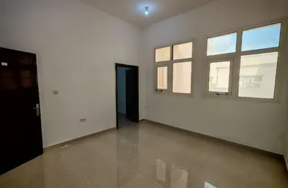 Apartment - 1 Bedroom - 1 Bathroom for rent in Shakhbout City - Abu Dhabi