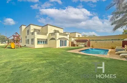 Villa - 4 Bedrooms - 5 Bathrooms for rent in Regional - Jumeirah Park - Dubai