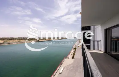 Apartment - 2 Bedrooms - 2 Bathrooms for sale in Waters Edge - Yas Island - Abu Dhabi