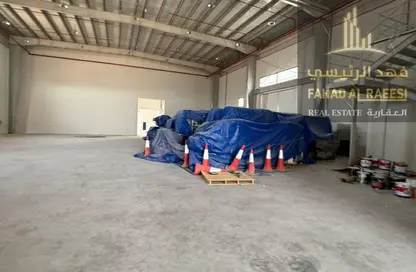 Warehouse - Studio - 1 Bathroom for rent in Umm Al Thuoob - Umm Al Quwain