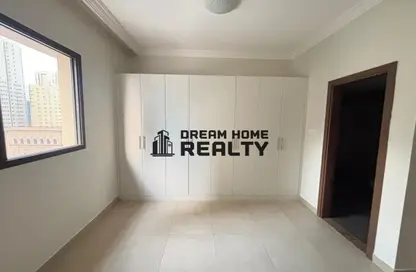 Apartment - 2 Bedrooms - 3 Bathrooms for rent in Danat Al Khan Tower - Al Khan Lagoon - Al Khan - Sharjah