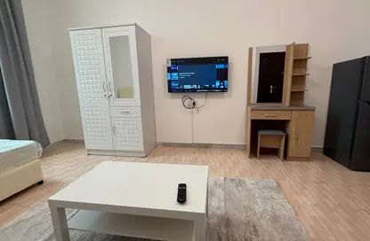 Apartment - 1 Bedroom - 1 Bathroom for rent in Al Khalidiya - Abu Dhabi