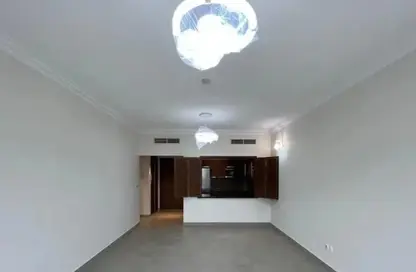 Apartment - 1 Bedroom - 2 Bathrooms for sale in Qamar 5 - Madinat Badr - Al Muhaisnah - Dubai