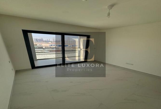 15894637 - صورة العقار 2