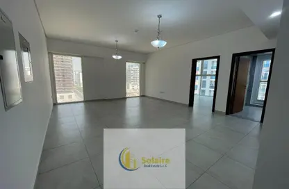 Apartment - 1 Bedroom - 2 Bathrooms for rent in Jumeirah Garden City - Al Satwa - Dubai