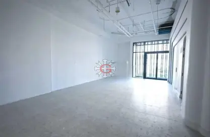 Office Space - Studio for sale in SOL Bay - Business Bay - Dubai