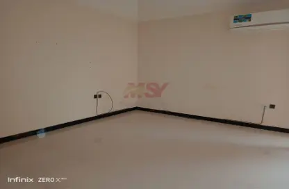Empty Room image for: Apartment - 1 Bathroom for rent in Al Rawda 1 - Al Rawda - Ajman, Image 1
