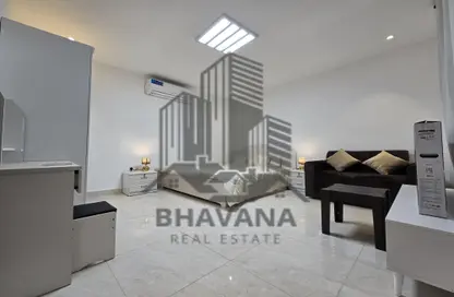 Apartment - Studio - 1 Bathroom for rent in Khalifa City A Villas - Khalifa City A - Khalifa City - Abu Dhabi