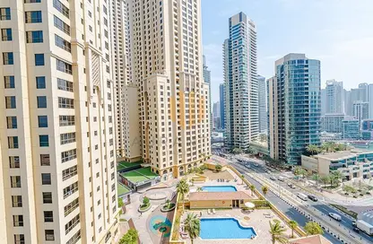 Apartment - 1 Bathroom for sale in Rimal 4 - Rimal - Jumeirah Beach Residence - Dubai