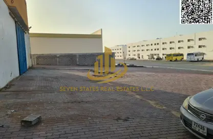 Warehouse - Studio - 4 Bathrooms for rent in Al Jurf Industrial 2 - Al Jurf Industrial - Ajman