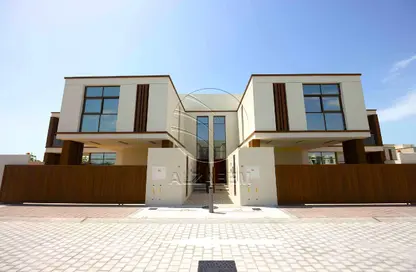 تاون هاوس - 3 غرف نوم - 4 حمامات للايجار في سوق الجبيل - جزيرة الجبيل - أبوظبي