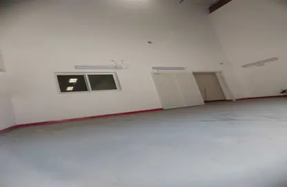 Warehouse - Studio - 1 Bathroom for rent in Dubai Investment Park 2 (DIP 2) - Dubai Investment Park (DIP) - Dubai