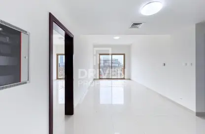 Apartment - 2 Bedrooms - 3 Bathrooms for sale in The Manhattan Tower - Jumeirah Village Circle - Dubai