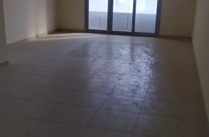 شقة - 3 غرف نوم - 3 حمامات للايجار في شارع التعاون الجديد - التعاون - الشارقة