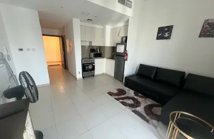 شقة - 1 حمام للايجار في حياة بوليفارد - 2 ب - حياة بولفار - تاون سكوير - دبي
