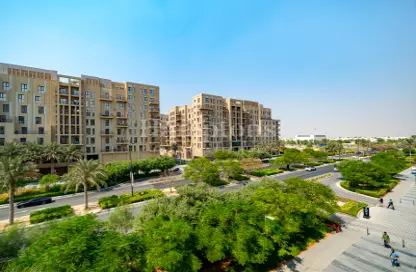 Apartment - 2 Bedrooms - 2 Bathrooms for sale in Hayat Boulevard-1B - Hayat Boulevard - Town Square - Dubai