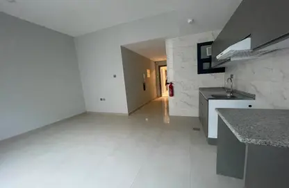 Apartment - Studio - 1 Bathroom for rent in Al Rashidiya Towers - Al Rashidiya - Ajman Downtown - Ajman