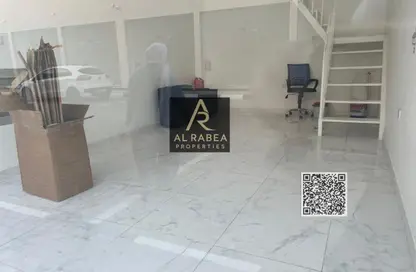 Shop - Studio - 1 Bathroom for rent in Abna Saqer Building - Al Hamidiya 1 - Al Hamidiya - Ajman