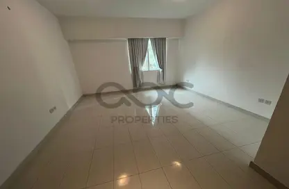 Townhouse - 3 Bedrooms - 3 Bathrooms for rent in Marina Square - Al Reem Island - Abu Dhabi