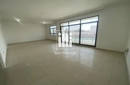 Apartment - 4 Bedrooms - 5 Bathrooms for rent in Al Manaseer - Abu Dhabi
