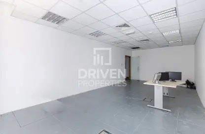 Office Space - Studio for rent in Shatha Tower - Dubai Media City - Dubai