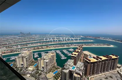 Apartment - 2 Bedrooms - 3 Bathrooms for sale in The Palm Tower - Palm Jumeirah - Dubai