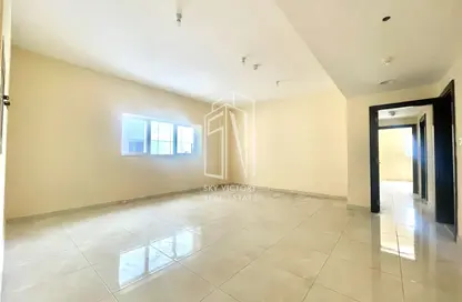 Apartment - 2 Bedrooms - 3 Bathrooms for rent in Hamdan Street - Abu Dhabi
