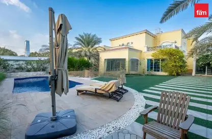 Villa - 4 Bedrooms - 5 Bathrooms for rent in Legacy - Jumeirah Park - Dubai