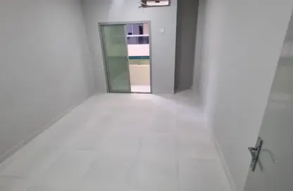 شقة - غرفة نوم - 1 حمام للايجار في شارع التعاون - التعاون - الشارقة