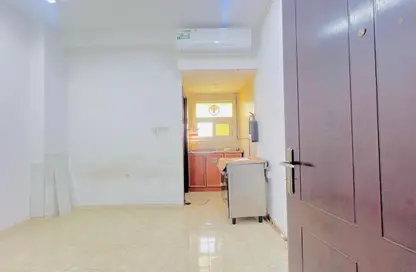 شقة - 1 حمام للايجار في بو تينة - الشرق - الشارقة