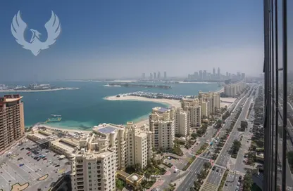Apartment - 1 Bedroom - 2 Bathrooms for rent in The Palm Tower - Palm Jumeirah - Dubai