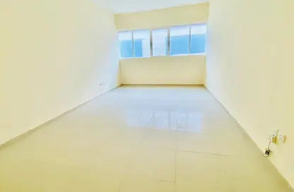 Apartment - 2 Bedrooms - 2 Bathrooms for rent in Al Khan Lagoon Tower - Al Khan Lagoon - Al Khan - Sharjah