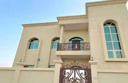 Villa - 7+ Bedrooms - 7+ Bathrooms for rent in Khuzam - Ras Al Khaimah