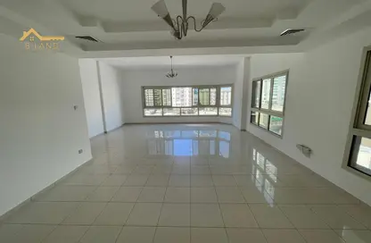 Apartment - 2 Bedrooms - 2 Bathrooms for rent in Al Majaz 2 - Al Majaz - Sharjah