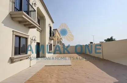 Villa - 5 Bedrooms - 7 Bathrooms for sale in Bloom Living - Zayed City (Khalifa City C) - Khalifa City - Abu Dhabi