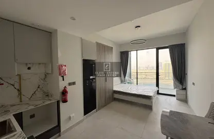 شقة - 1 حمام للايجار في الأمل تاور - مدينة دبي الرياضية - دبي